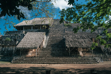 Fototapeta na wymiar Maya Ruins at Ek balam in the jungle