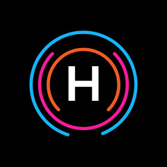 Obraz premium Technology logo design with H letter concept. Letter H technology logo Design. Abstract Network Logo Design.