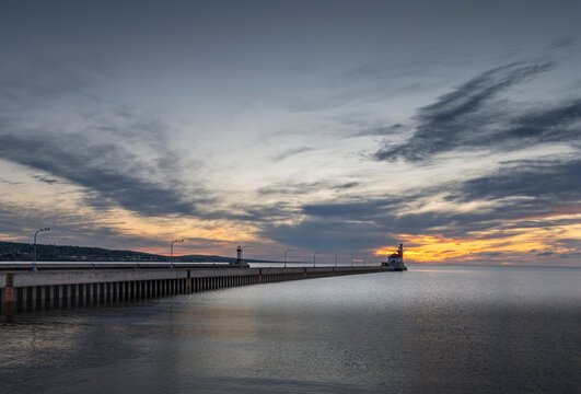 Morning at a lighthouses on the Lake Superior canal at Duluth