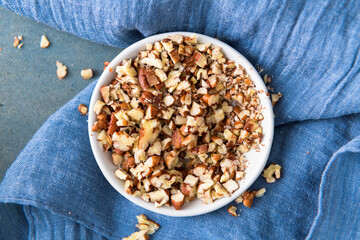 Crushed pecan nuts