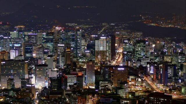 4K Time lapse Building of Seoul skyline with Seoul tower in South Korea
