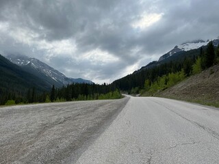 Fototapeta na wymiar Mountains of beautiful Banff National Park