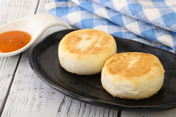 Baked cheesecakes with fruit jam