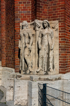 die historische Fassade des Ullstein Verlagshaus in Berlin Tempelhof, Berlin, Deutschland