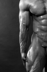 Fototapeta na wymiar Muscled guy posing 