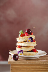 pancake with berries 