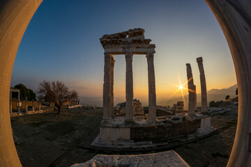 Naklejka premium Pergamon city ruins