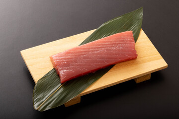 《宮城県産》　生本マグロ　中トロ