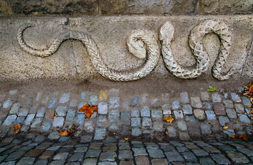 Relieve en el muro exterior del cementerio de Girona. Girona..Catalunya.España.