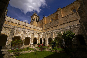 Fototapeta premium Monasterio de San Pedro Teposcolula(s.XVI).Mixteca. Estado de Oaxaca .México.