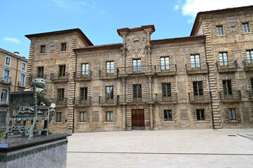Fototapeta na wymiar Palais Camposagrado de la ville d'Avilès en Espagne