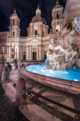 Naklejka premium night view of piazza navona, rome, italy