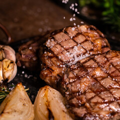 Carne assada na brasa