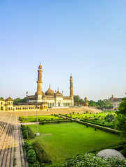 Fototapeta na wymiar The Rumi Darwaza, in Lucknow, Uttar Pradesh, India, is an imposing gateway which was built by Nawab Asaf-Ud-Daula in 1784. 