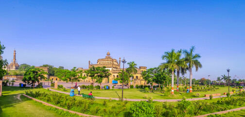 Fototapeta na wymiar The Rumi Darwaza, in Lucknow, Uttar Pradesh, India, is an imposing gateway which was built by Nawab Asaf-Ud-Daula in 1784. 
