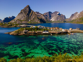 Lofoten Sakrisøy