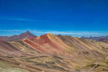 Fototapeta na wymiar Mountain of the seven colors in cusco, peru