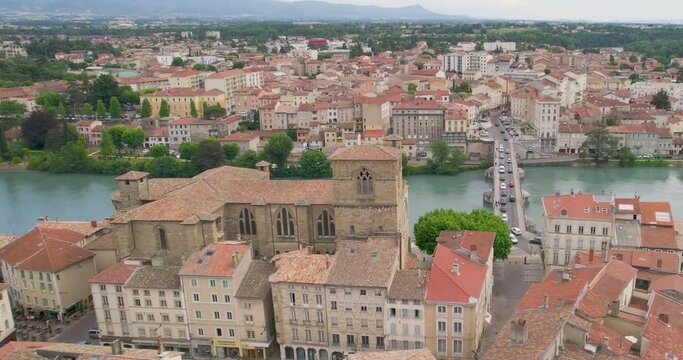 Romans-sur-is&egrave;re aerial lateral travelling - Drone Air 2S