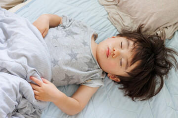 すやすや寝る赤ちゃん