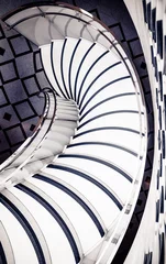 Crédence de cuisine en verre imprimé Helix Bridge abstract spiral staircase