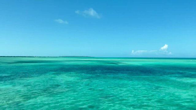 伊良部大橋からの眺め 沖縄県宮古島
