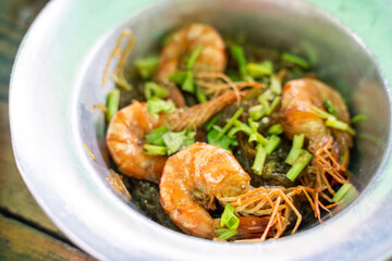 Steamed shrimp with Vermicelli and seasoning