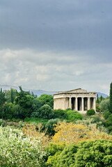 Obraz premium Ancient temple in a park in Athens, Greece