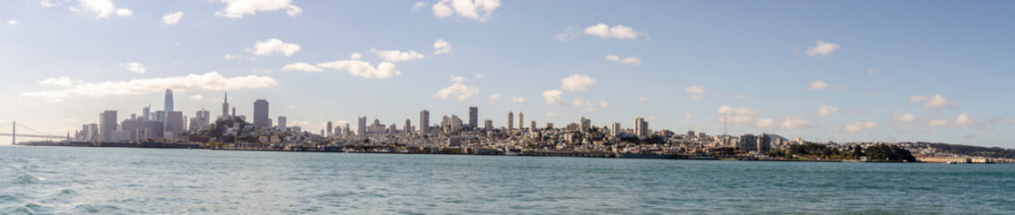 Fototapeta na wymiar San Francisco, Alcatraz and Golden Gate Bridge. Californian greatness! 