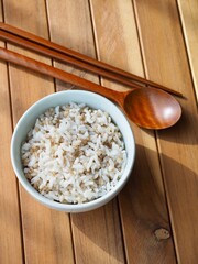 아시아 음식 보리밥, 식사