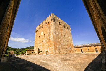 Obraz premium Torre de Canyamel (Torre d´en Montsó. S.XIII).Capdepera.Sierra de Llevant. Mallorca. Baleares.España.