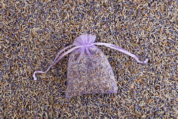 Lavender bud dry flower sachet fragrant bag, purple organza pouch with natural dried lavender...
