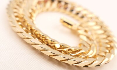 金のブレスレット　アクセサリー