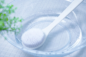 洗顔ボウルとバスルームのイメージ