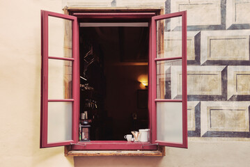Fototapeta na wymiar window of cafe for take out