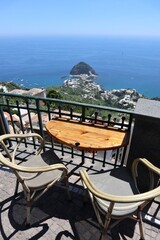 Serrara Fontana - Tavolino panoramico verso Sant'Angelo