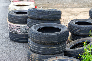 Used tires for fencing on racing track