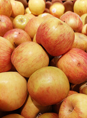 Red and juicy apples