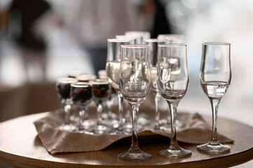 Empty table seen from side on terrace of restaurant