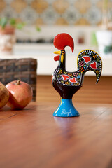 Galo português de vidro