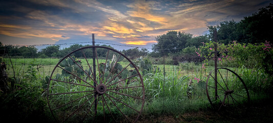 Wagon Wheel Sunset 