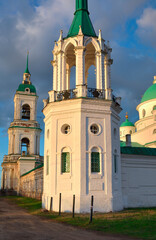 Fototapeta na wymiar Spaso-Yakovlevsky Orthodox Monastery