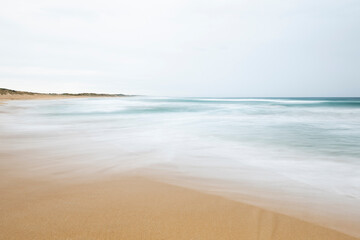 Fototapeta na wymiar beach with waves
