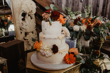 floral wedding cake