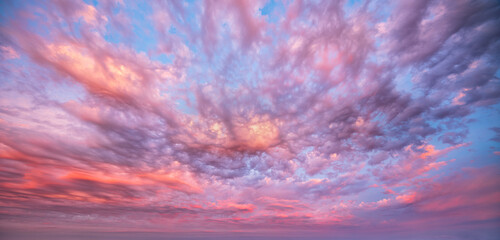 Beautiful Sky with dramatic clouds at sunrise - obrazy, fototapety, plakaty