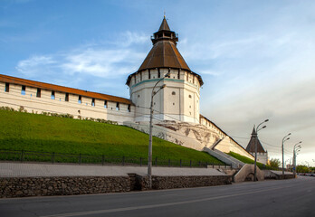 Obraz premium Red Gate tower on Hare Hillock. Astrakhan Kremlin. Astrakhan. Russia