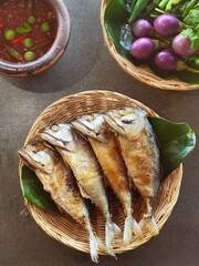 Fototapeta Shrimp Paste Chilli Sauce (Nam Prik Ka Pi) serve with Fried Mackerel and vegetable, Thai Food obraz