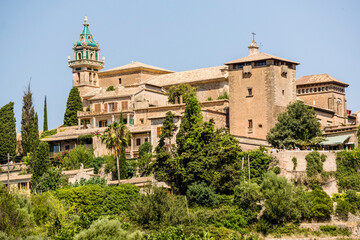Fototapeta na wymiar cartuja y torre palacio del rey Sancho, Valldemossa, sierra de tramuntana, Mallorca, balearic islands, spain, europe