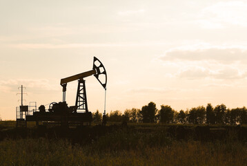 crude oil pump jack rig