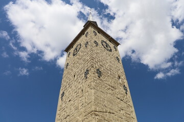 Fototapeta na wymiar La tour Jacquemart, tour de l'horloge, village de Romans sur Isère, France