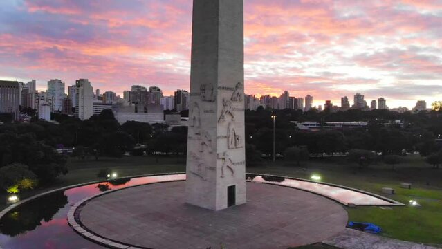 Obelisco da revolu&ccedil;&atilde;o de 1932 em S&atilde;o Paulo